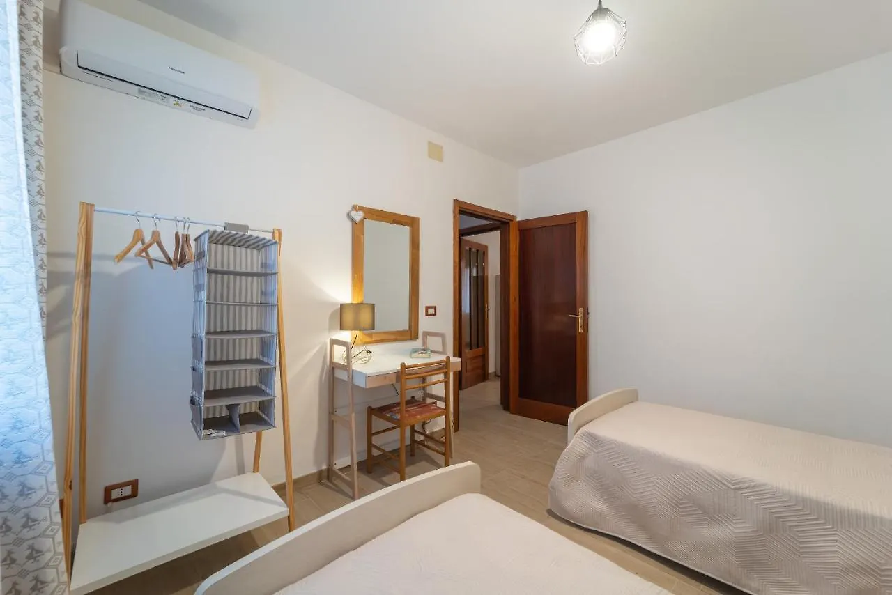 Villa Blanc Alghero 0*,  Italy
